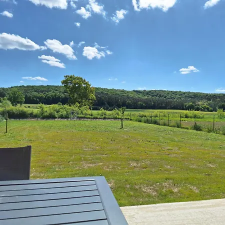 Holiday home Le Charme Tranquille *